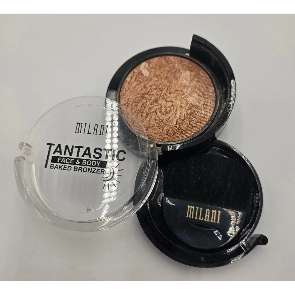Milani Tantastic Face & Body Baked Bronzer 01 Fantastic in Gold Shimmer 7g